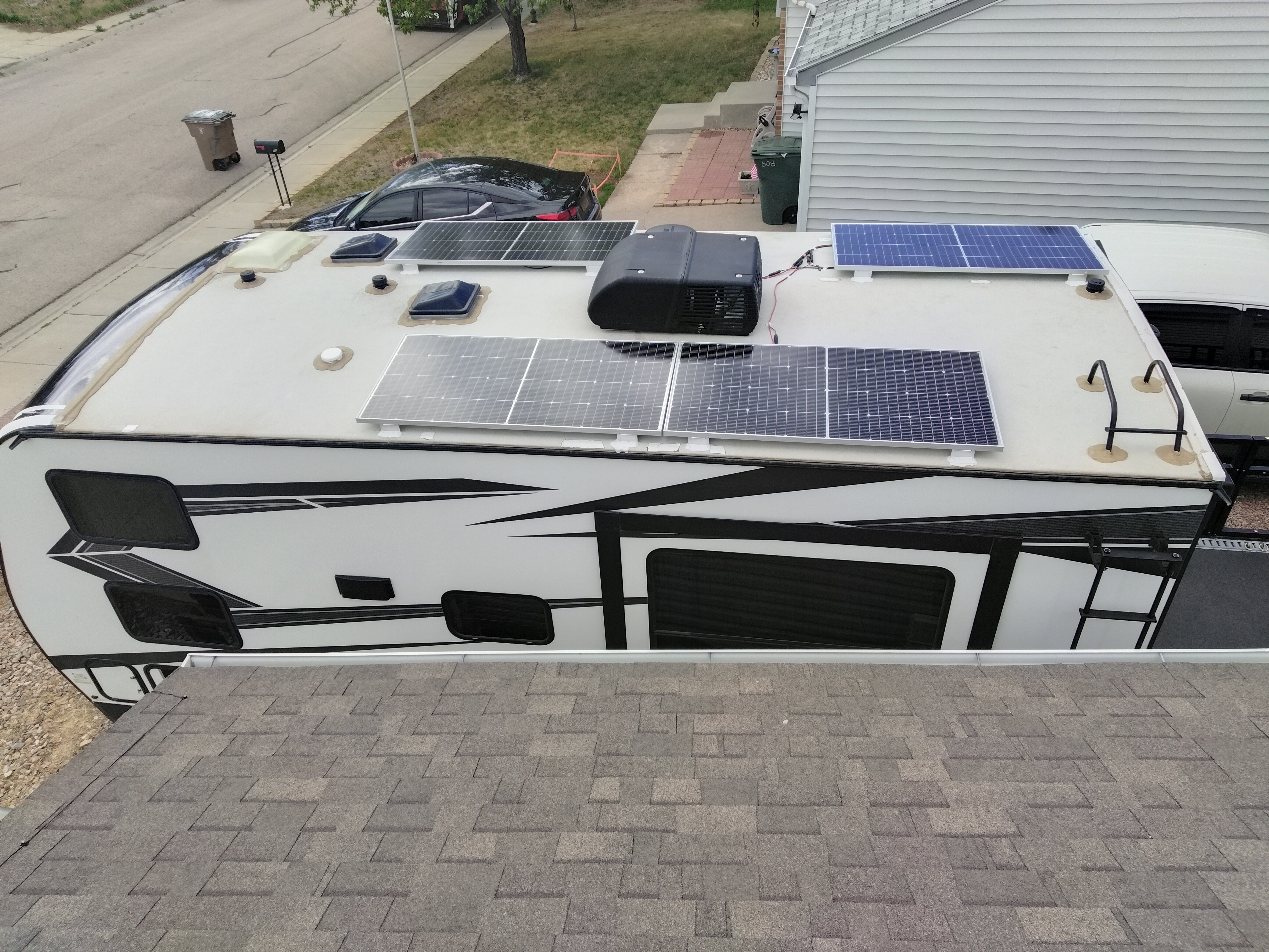Momentum Toy Hauler Solar Panels